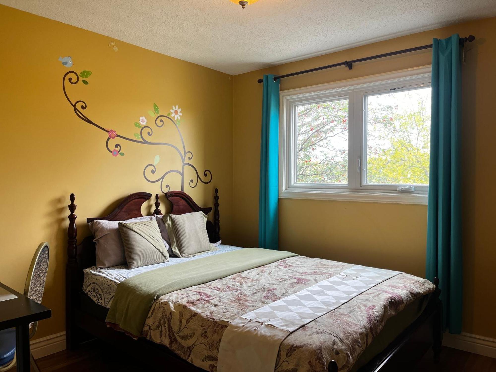 Biddington Private Close Airport! Homestay